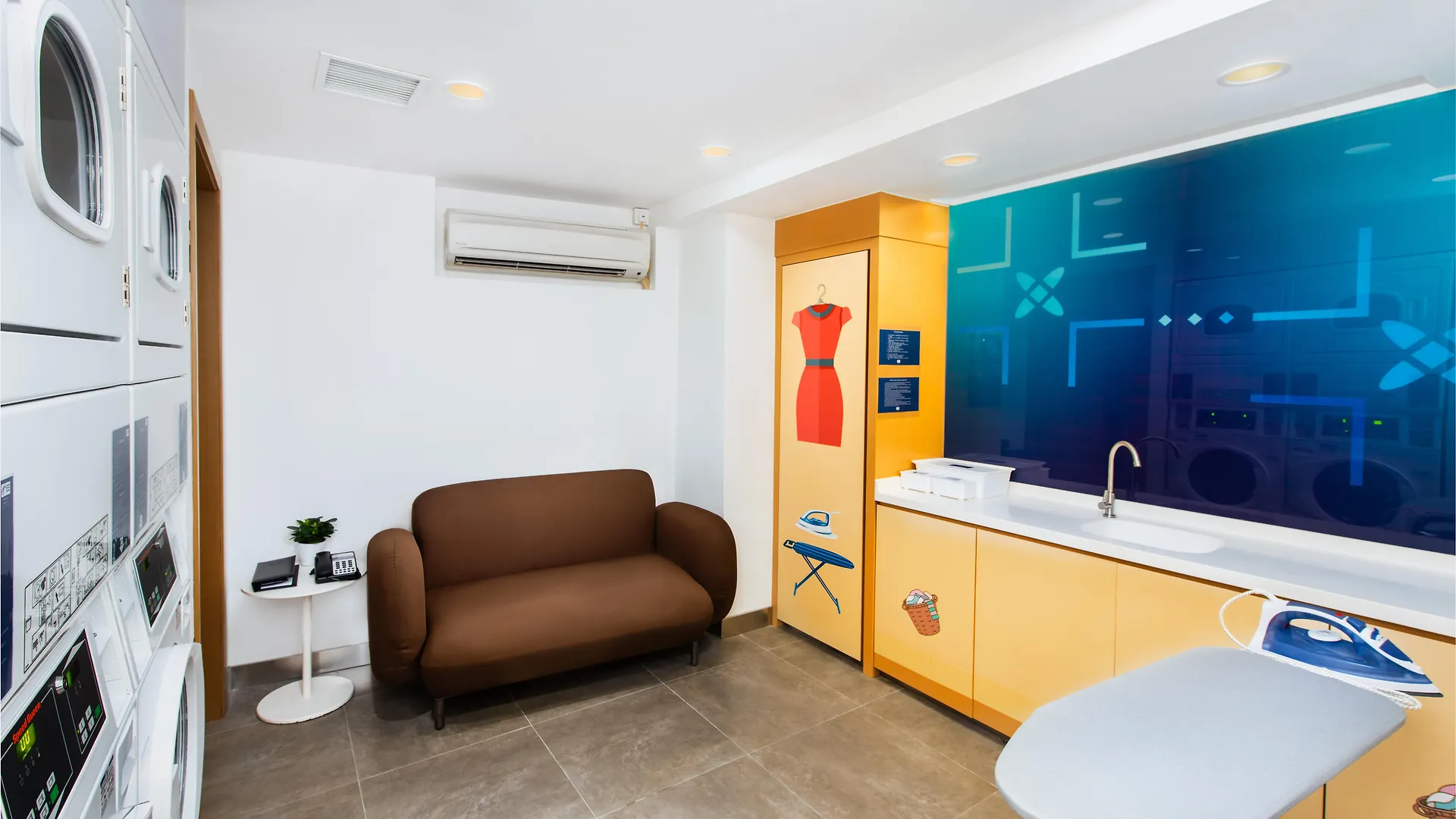Holiday Inn Express Macau City Centre By Ihg