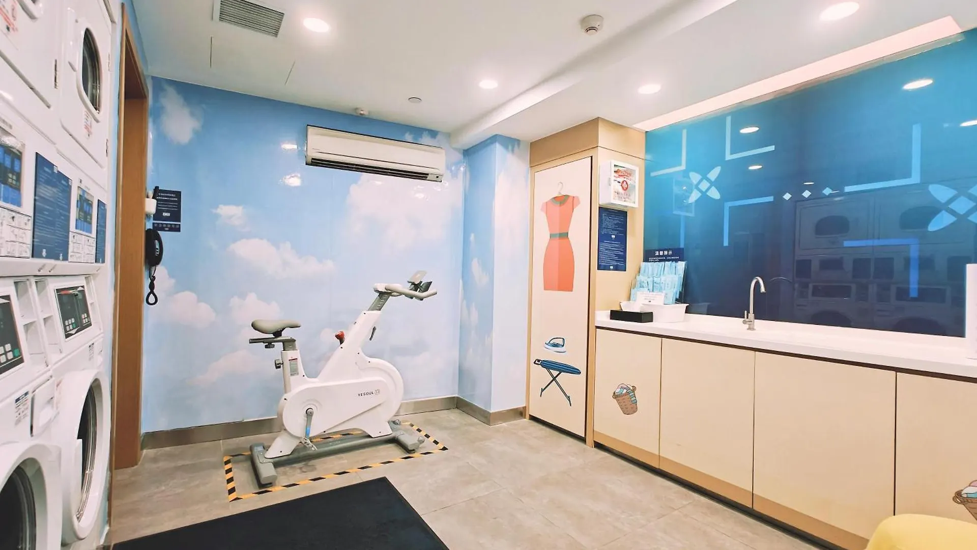 Hotel Holiday Inn Express Macau City Centre By Ihg